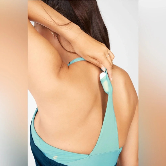 FABLETICS Eco-Conscious Built-In Bra Tank XXS Aqua Blue Sports Bra NWOT - Picture 5 of 13